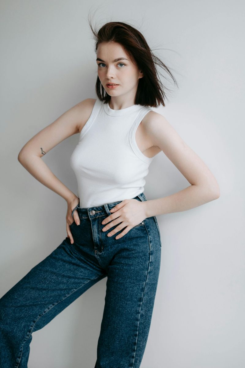 Well-Fitted Dark Wash Jeans