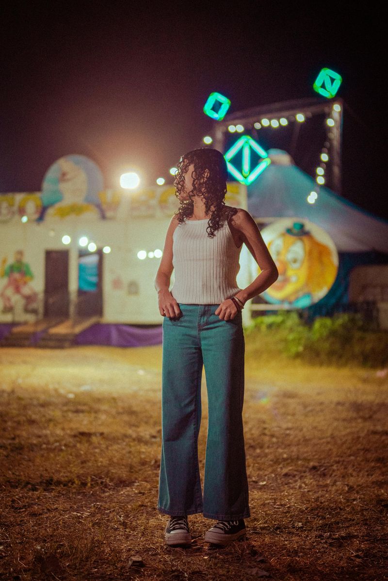 Wide-Leg Jeans
