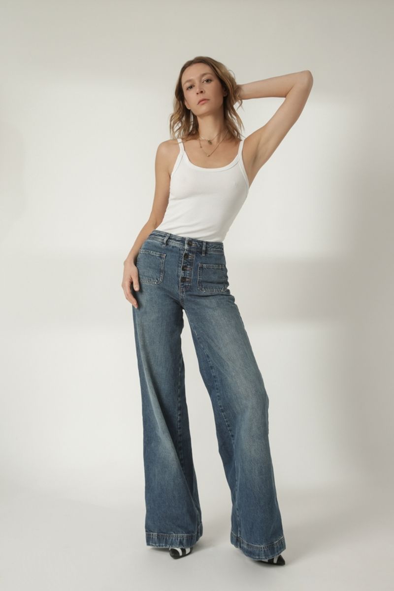 Wide-Leg Trousers
