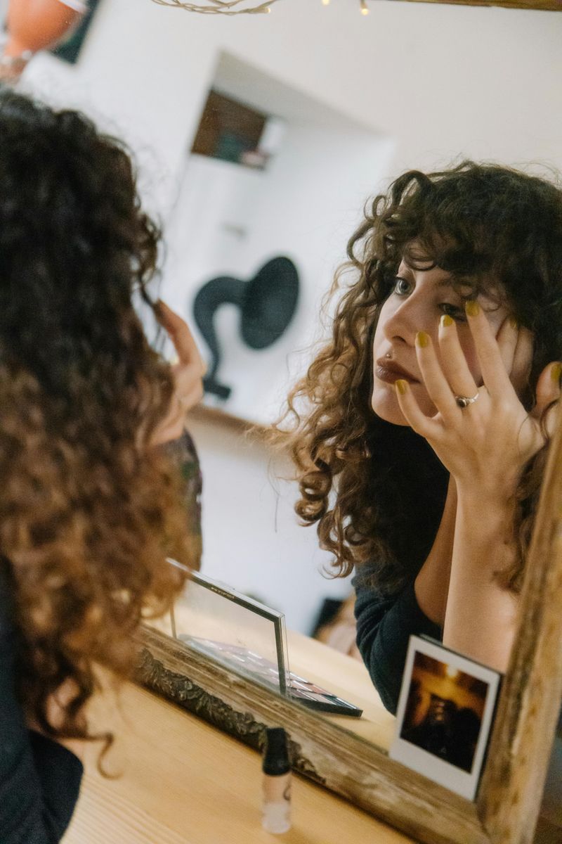 Your Clothes Mirror Your Personality and Daily Life