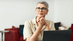 10 Short Haircuts for Women Over 60 That Actually Work for Real Life