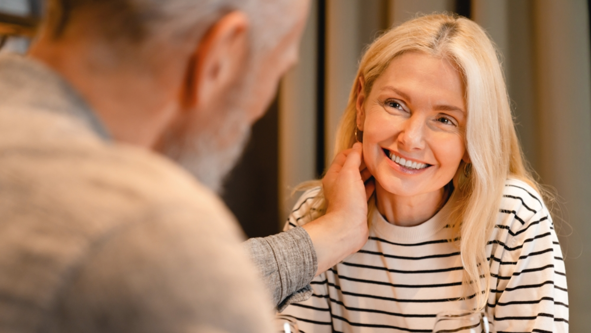 10 Simple Things Good Husbands Always Do to Keep Their Wives Truly Happy