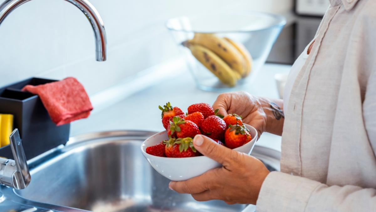 10 Superfoods That Naturally Fight Inflammation (and Actually Work)