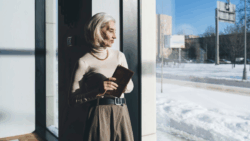 10 Winter Capsule Wardrobe Essentials Every Stylish Woman Over 50 Needs