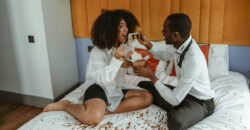 11 Ways People Express Love Without Saying a Single Word