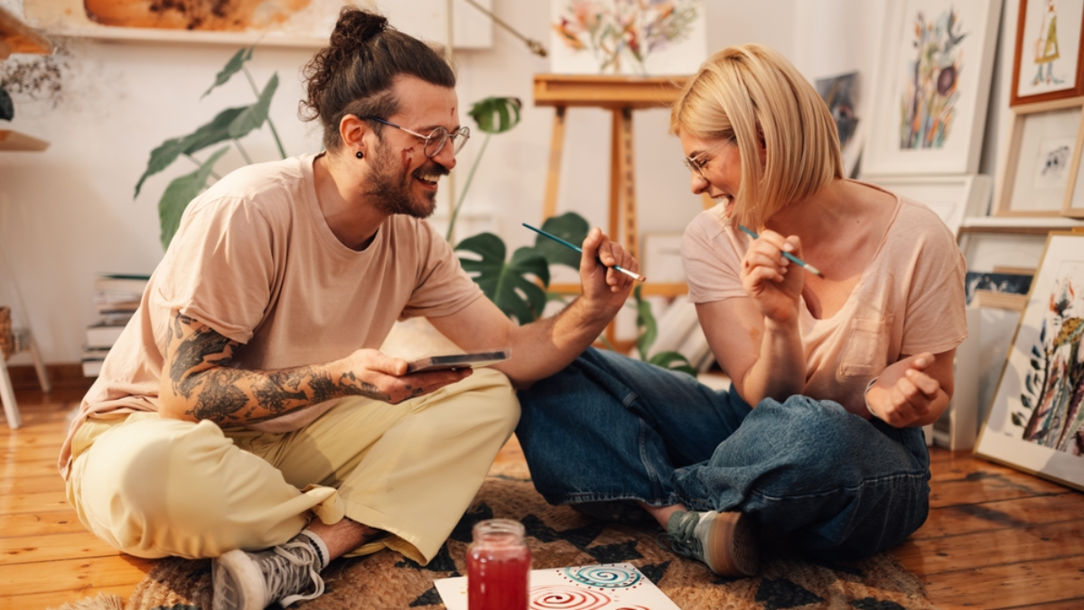 12 Small Gestures Women Love More Than Expensive Gifts