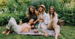 13 Behaviors That Reveal Someone Is a Genuine Friend