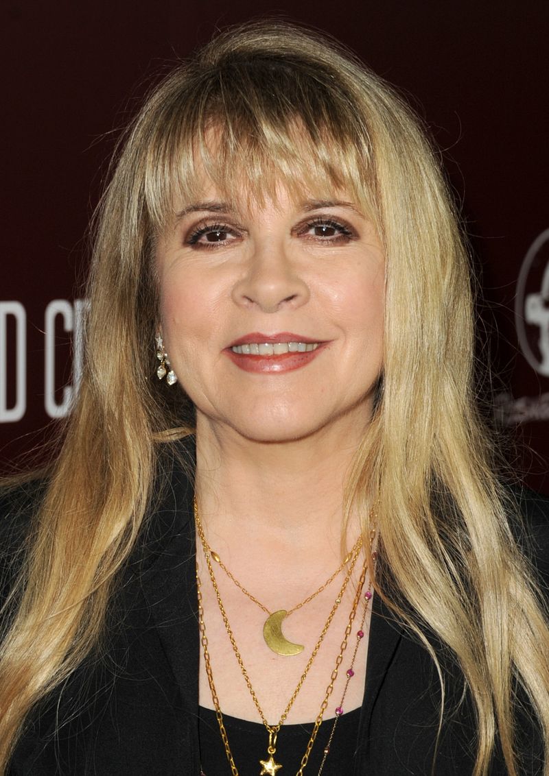 Stevie Nicks (5'1