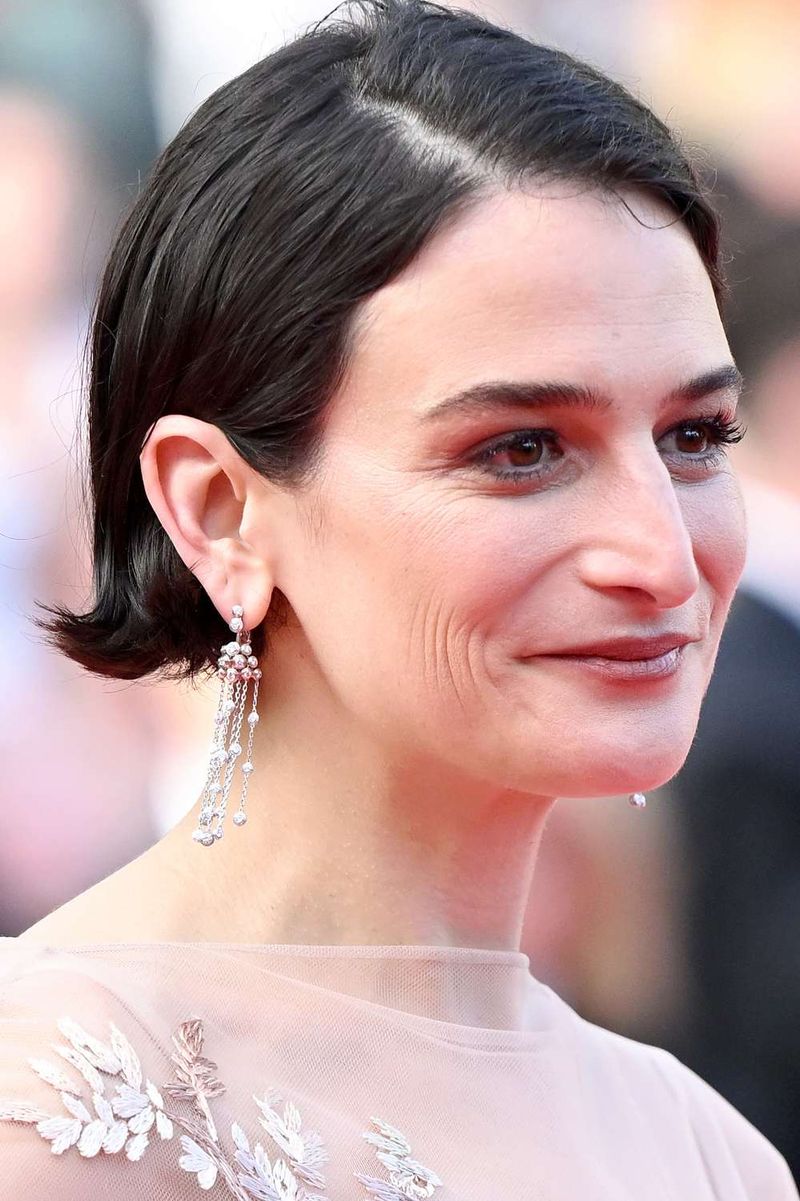 Jenny Slate – Micro Bob with Flip-Up Ends