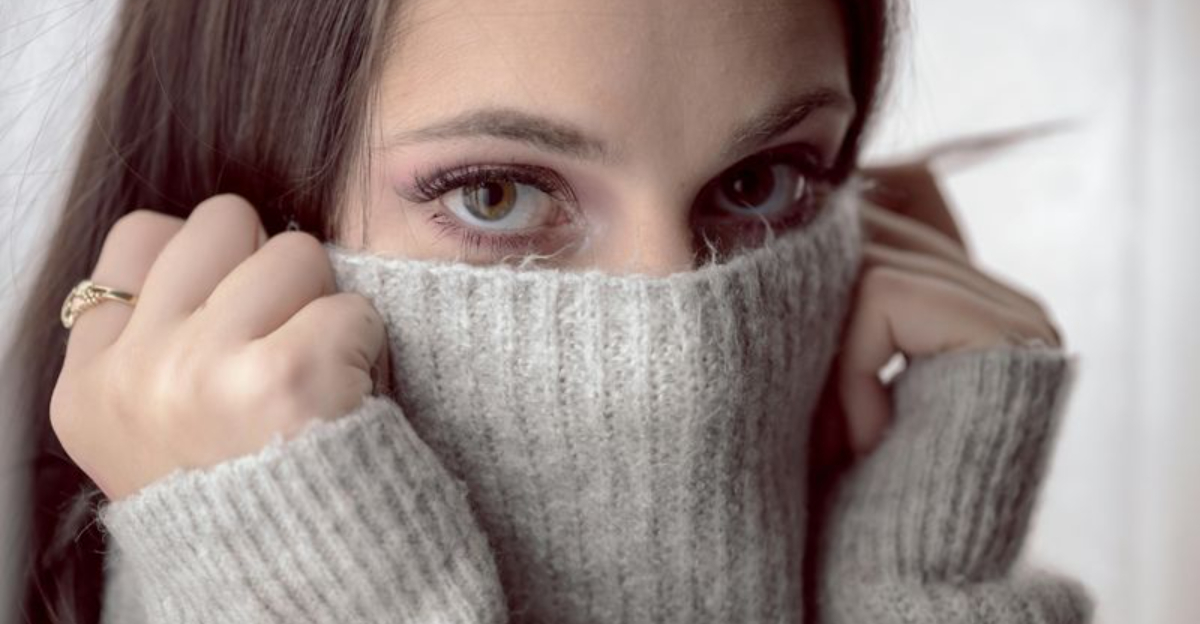 9 Little Things People Do When They Secretly Feel Insecure
