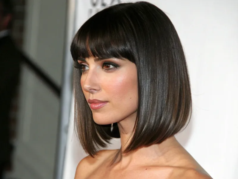 Blunt Cut with Center Part