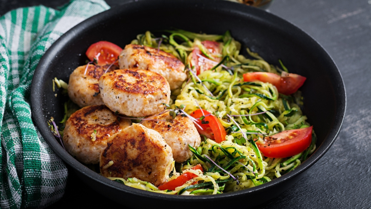 10 Light, Nourishing Meals That Don't Feel Like "Diet Food"