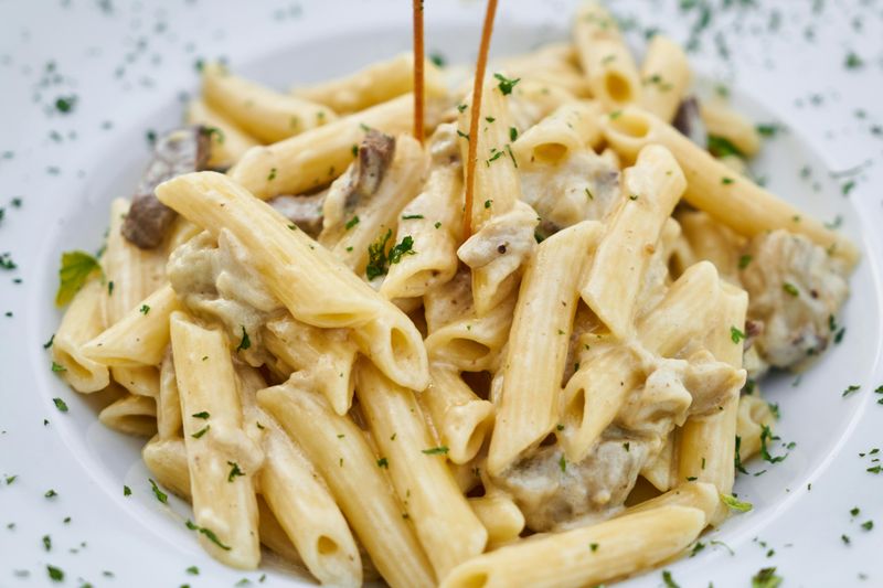 Creamy Mushroom & Thyme Pasta