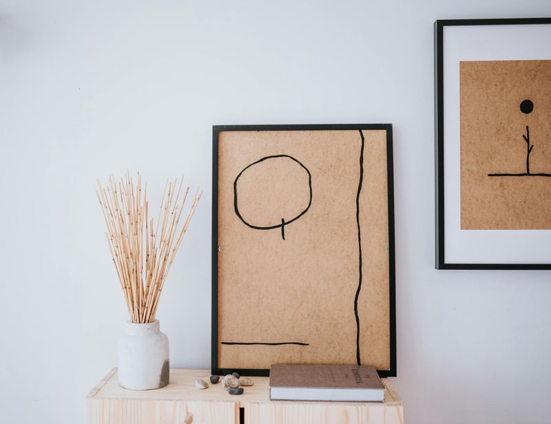 Create a Gallery Wall with Minimal Frames