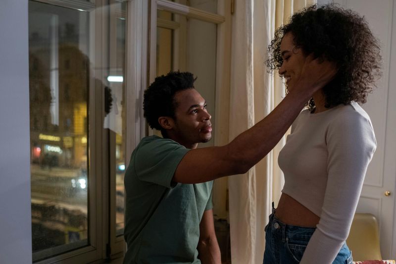 Extended Eye Contact