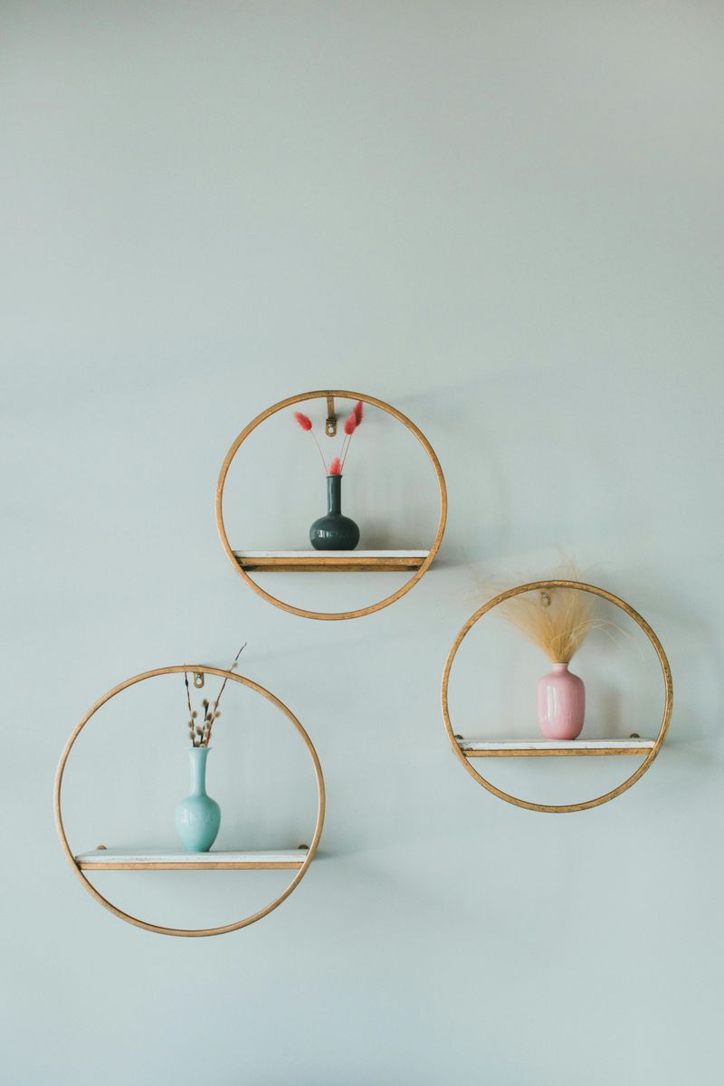 Fill Empty Walls to Avoid the Floating Effect