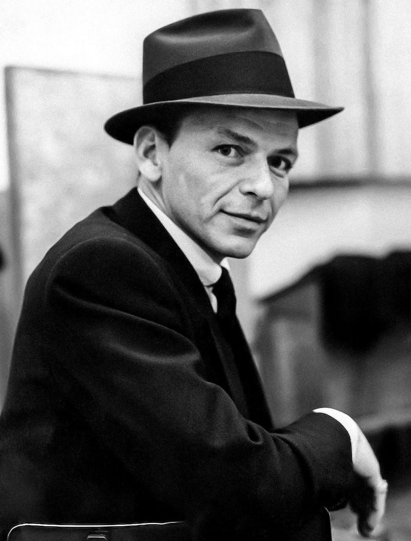 Frank Sinatra – 1940s–1950s (swing/traditional pop)