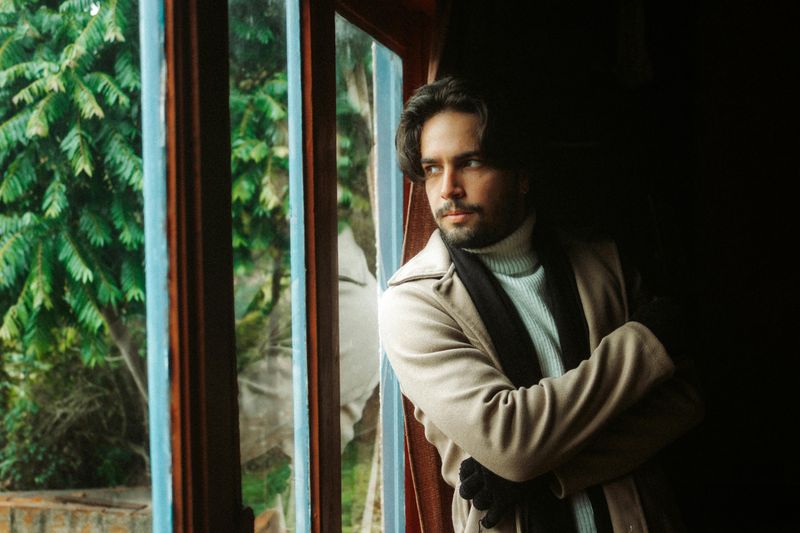 He Struggles With Compliments or Emotional Praise