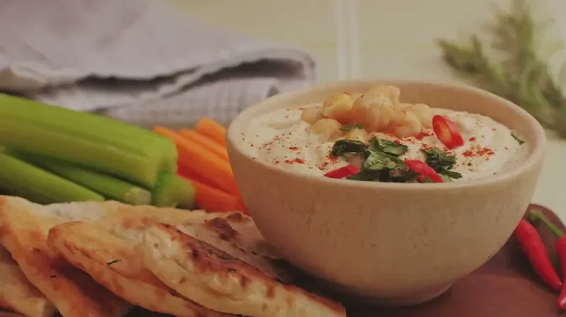 Hummus and Veggie Cups