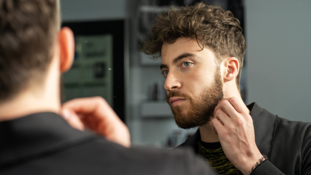 If He Struggles to Open Up, These 11 Signs Show He Was Taught to "Man Up"