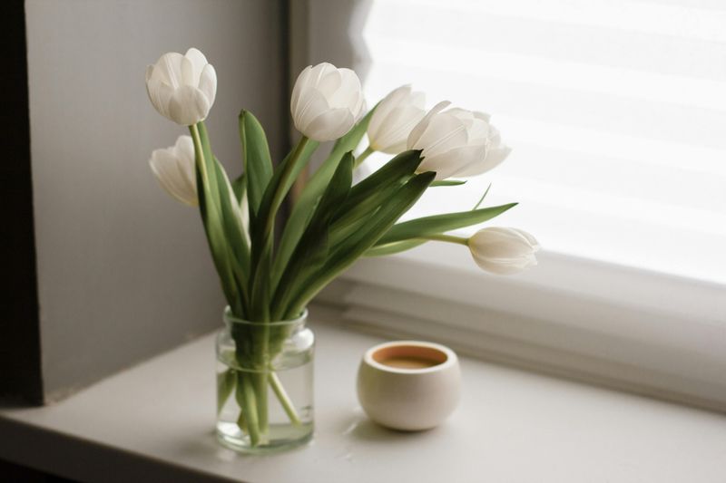 Keep Fresh Flowers in Your Home