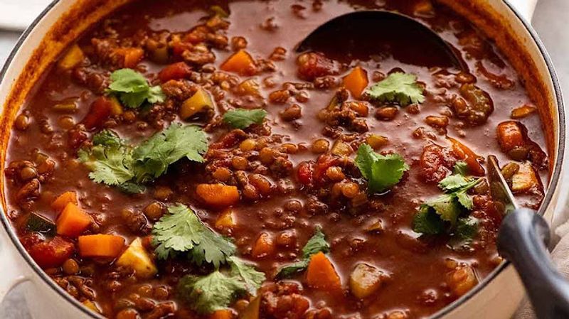 Lean Ground Beef & Lentil Soup