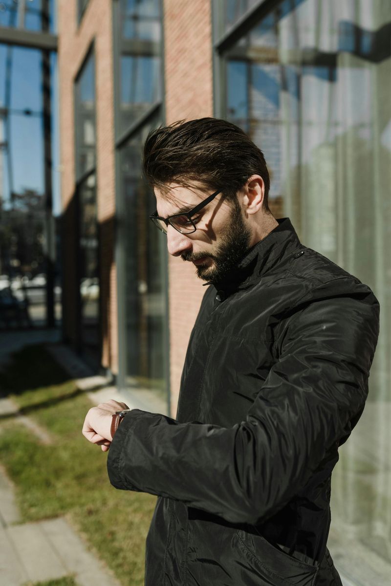 Misreading Obvious Social Cues