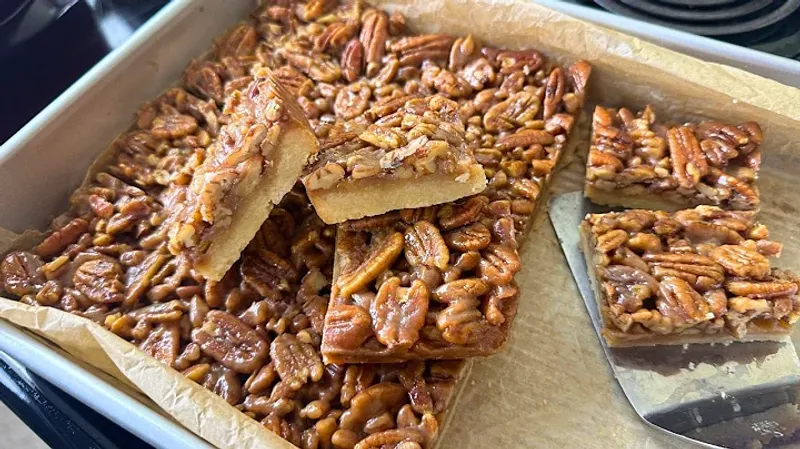 No-Bake Pecan Pie Bars