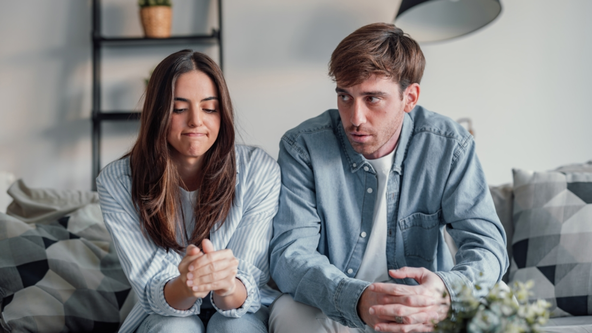 Psychologists Say If Your Partner Avoids These 9 Conversations, There's a Deeper Problem