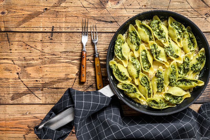 Spinach & Ricotta Stuffed Shells