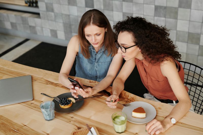 They Give Without Expecting Anything Back