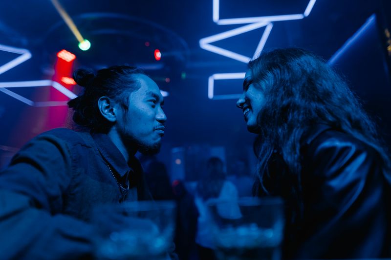 Pattern of Short-Term Relationships