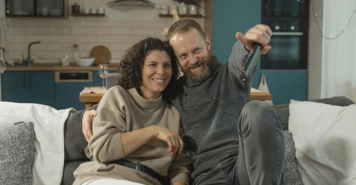 If He Does These 10 Things, He's Afraid to Lose You (Even If He Won't Admit It)