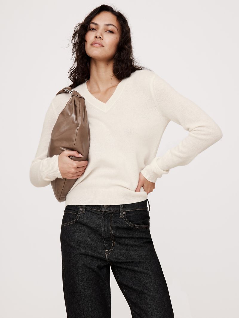 Banana Republic Lightweight Cashmere V-Neck Sweater