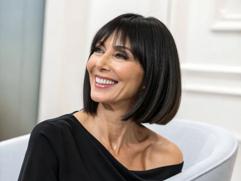 Blunt Lob (Long Bob)