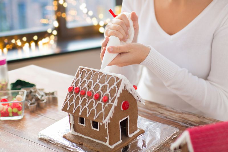 Building a Gingerbread House