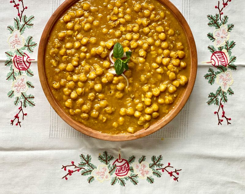 Chickpea Curry (Chana Masala)