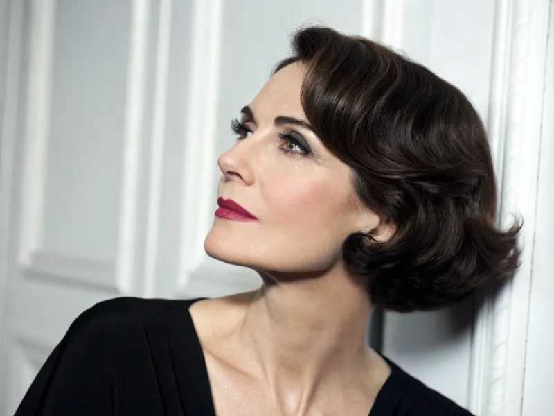Chin-Length Bob with Side Part