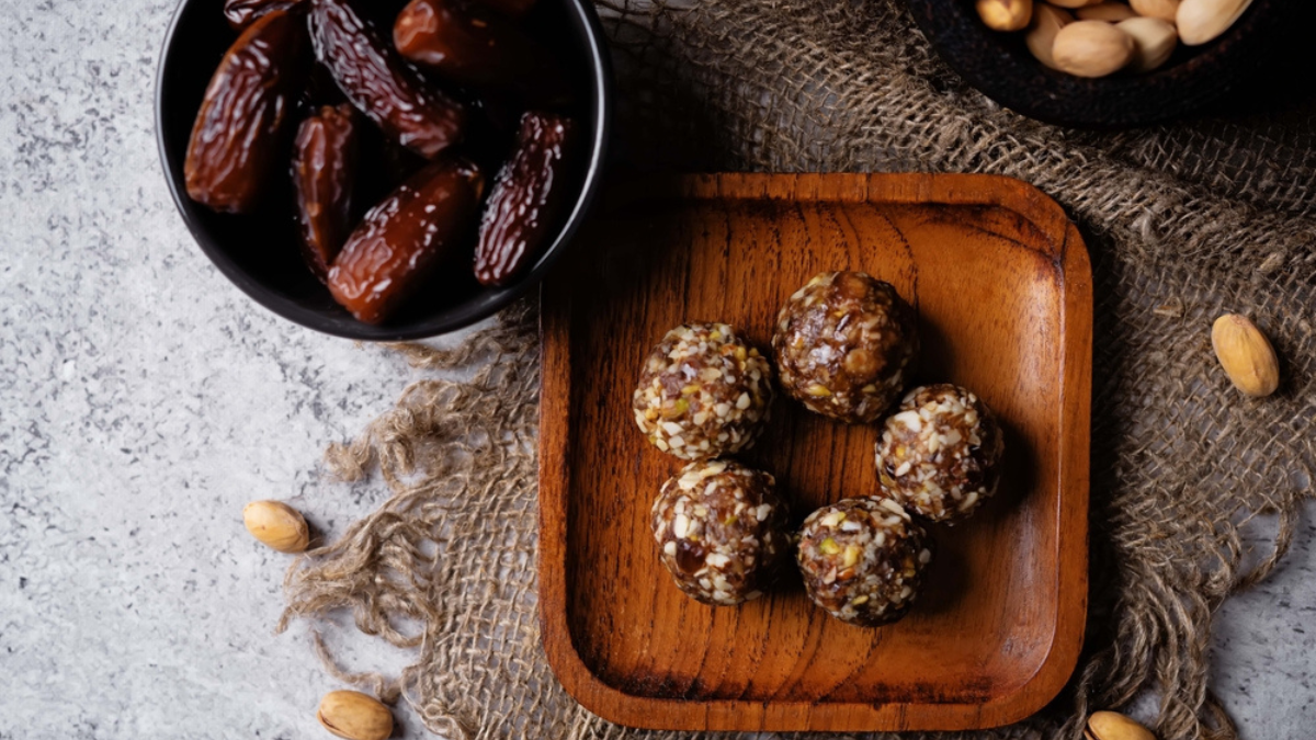 14 Vintage Holiday Desserts That Taste Just Like Childhood Christmas