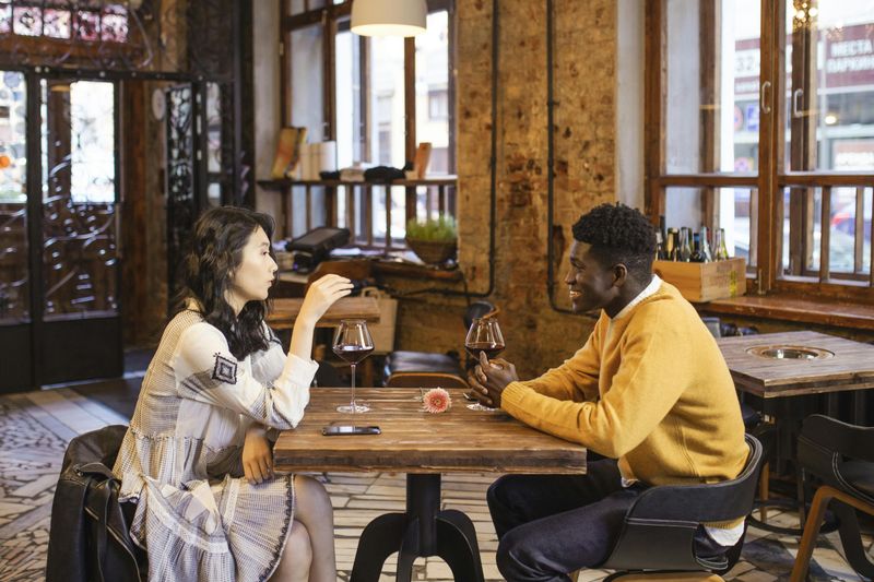 Dating Multiple People Was Scandalous