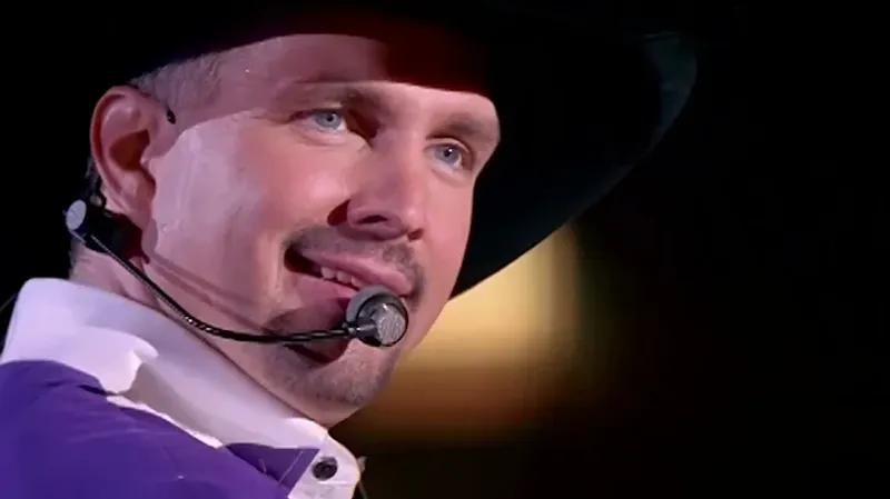 Garth Brooks – 