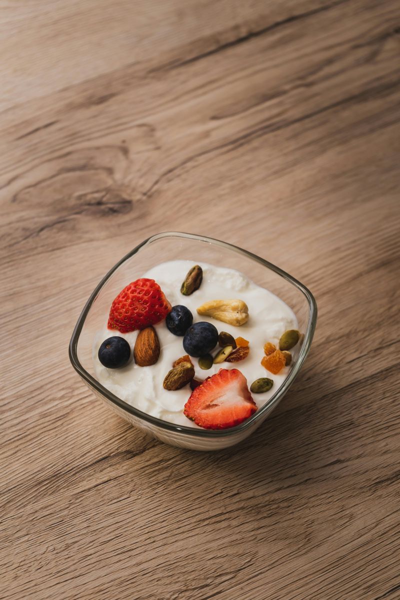 Greek Yogurt – High in protein and probiotics, supporting muscle maintenance and gut health