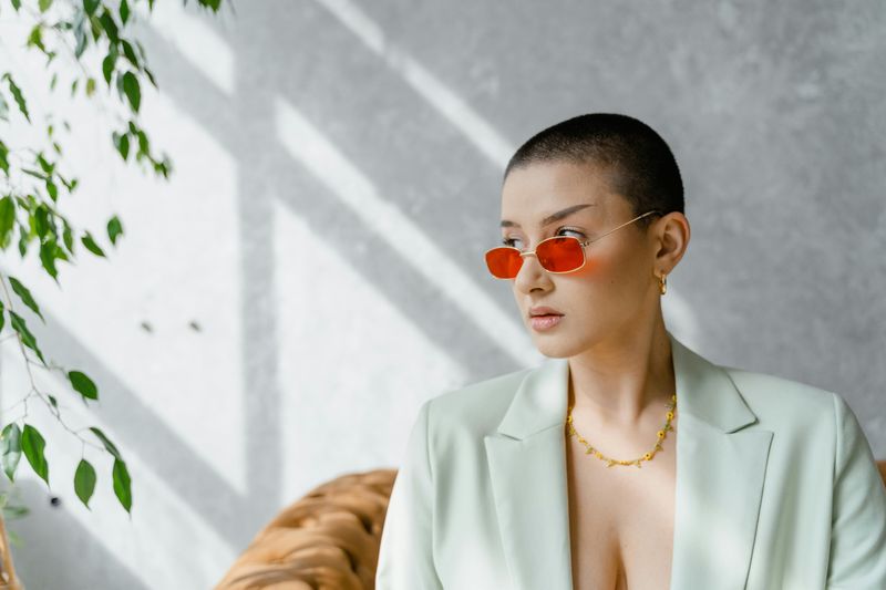 Hiding Your Neckline