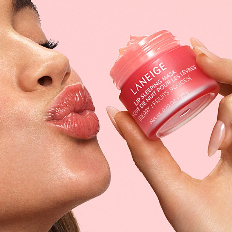 Nourishing Lip Balm: Laneige Lip Sleeping Mask