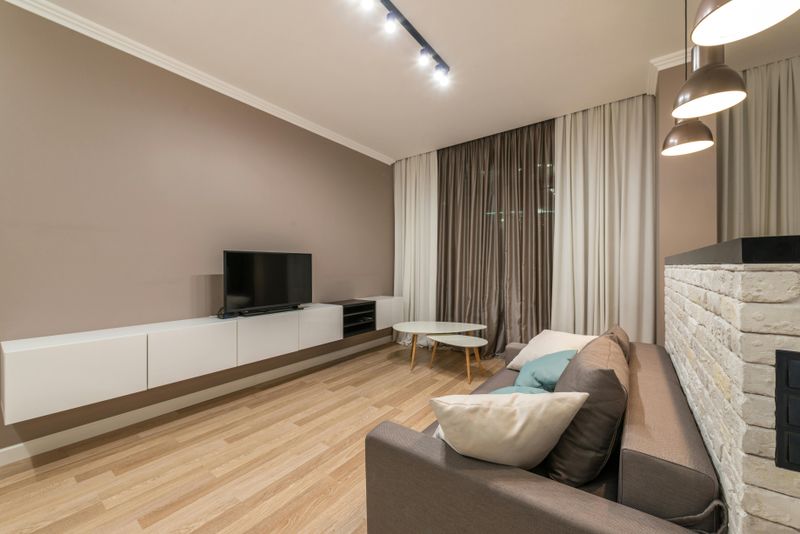 Overhead Lighting Only