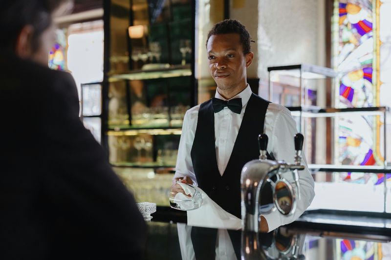 Snapping or Waving Frantically