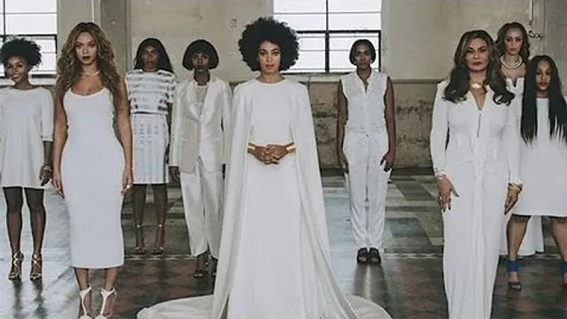 Solange Knowles's Caped Perfection