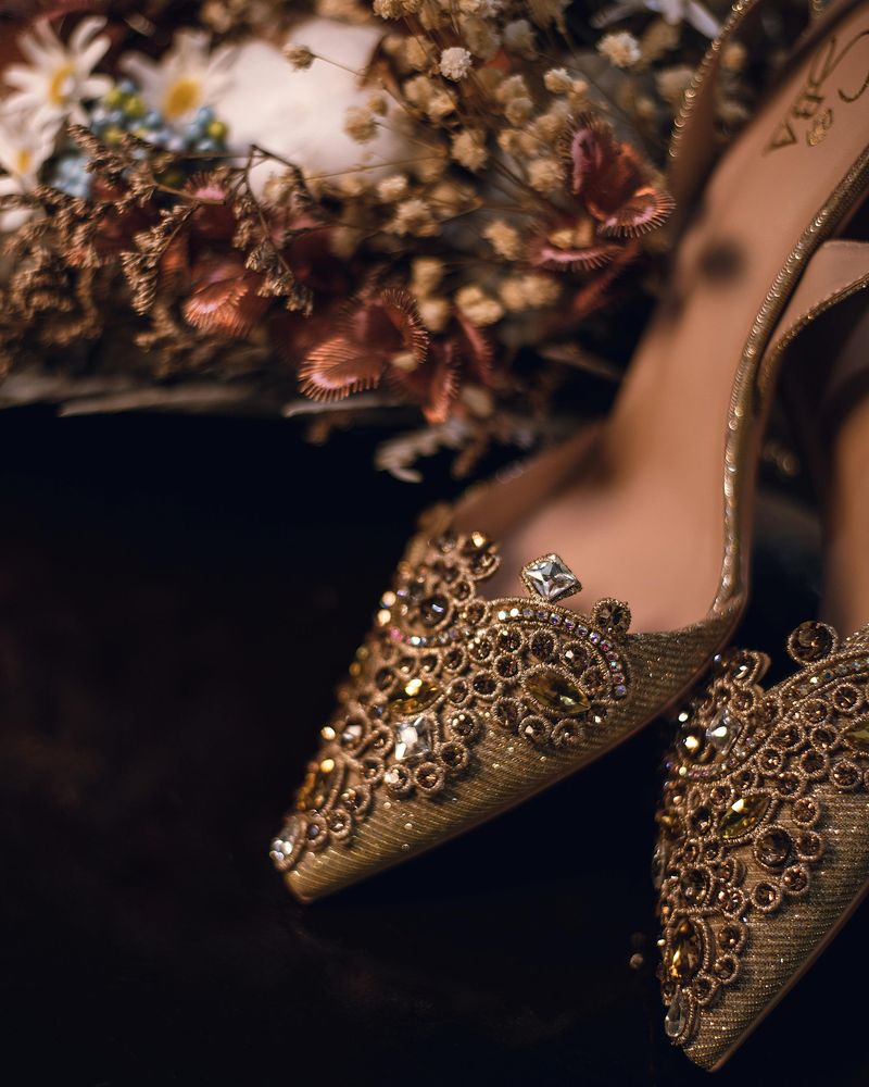 Statement Details Add Festive Sparkle