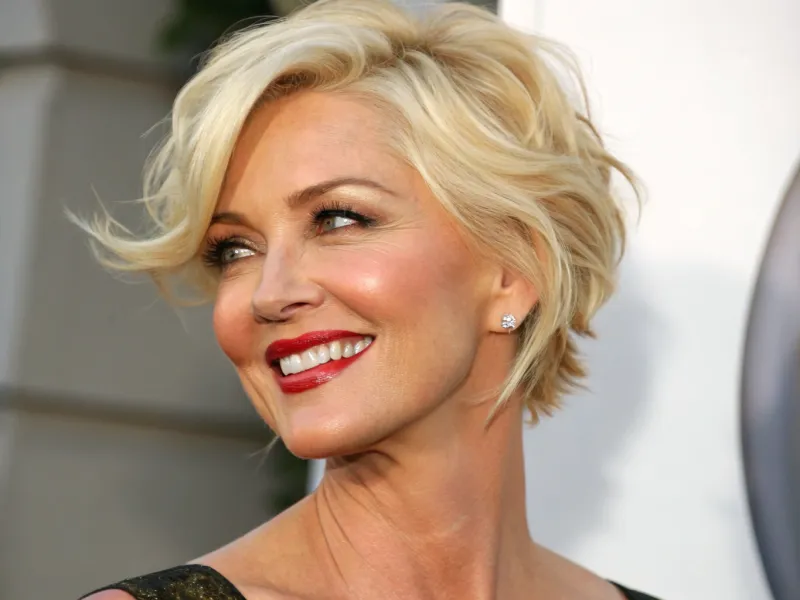 Sticking to an Outdated Hair Color Tone