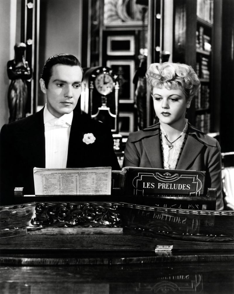 The Picture of Dorian Gray (1945)